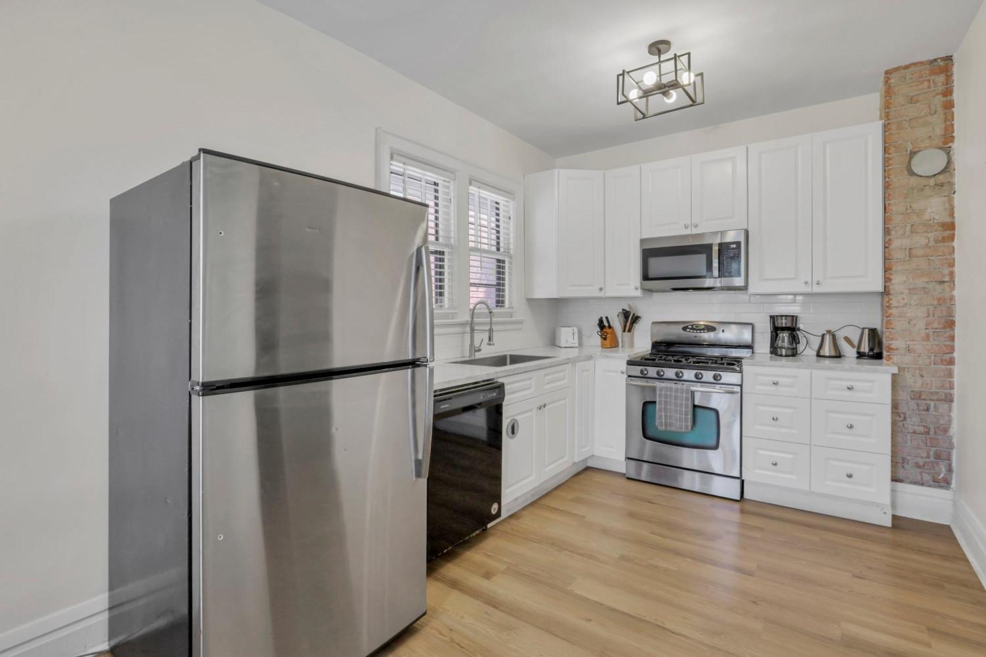 Ferienhaus Updated 4bd House Near German Village W Parking